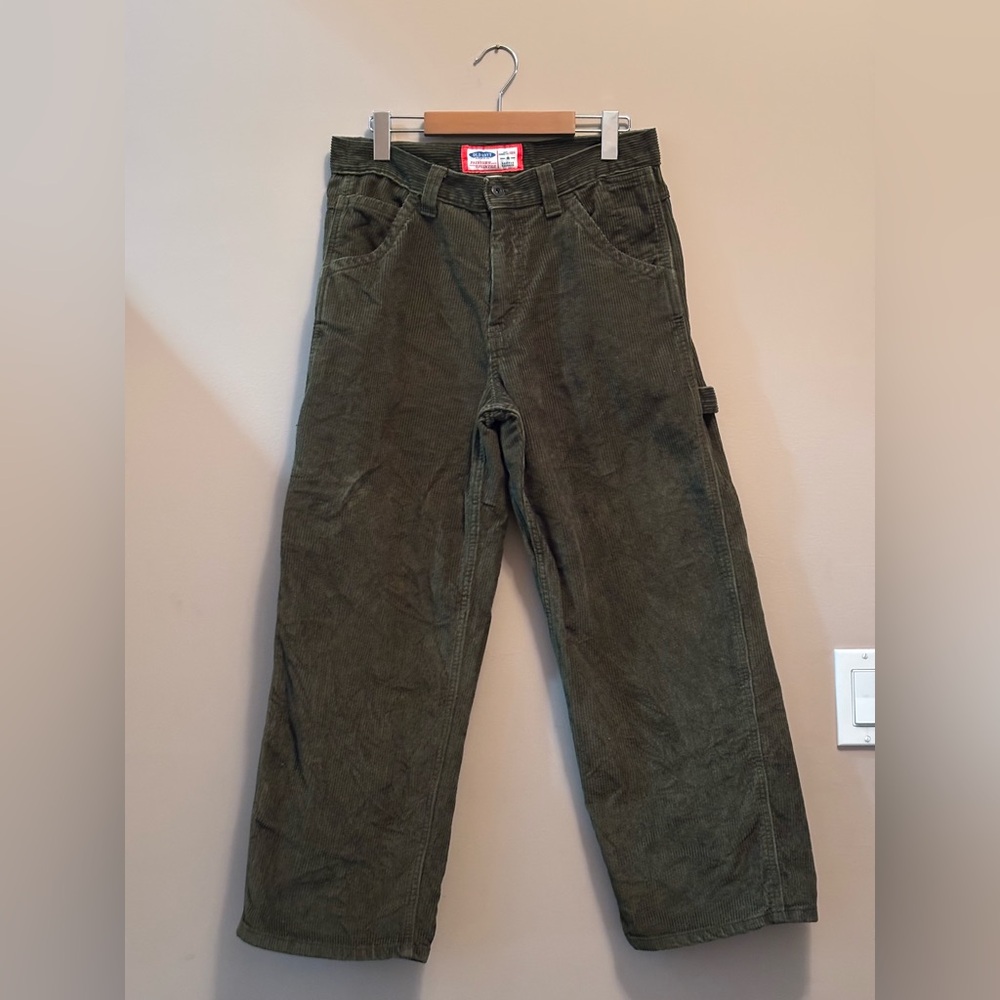 Old navy ‘94 cord carpenter pant (men’s) in conifer